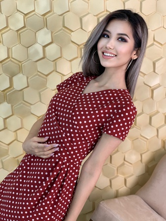 Puantiye desenli elbise