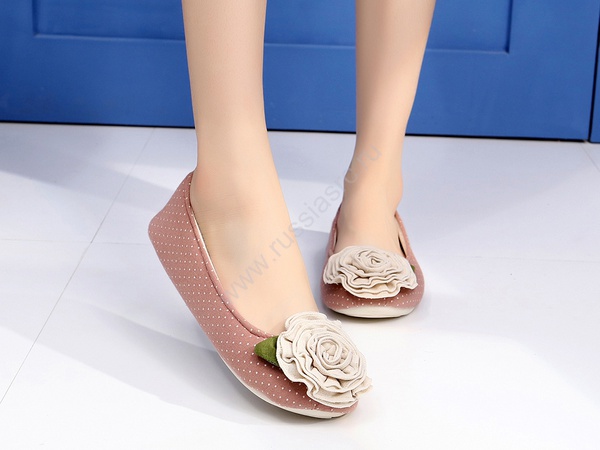 راقصة الباليه R-805