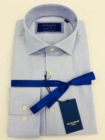 Erkeklerin gömlekleri