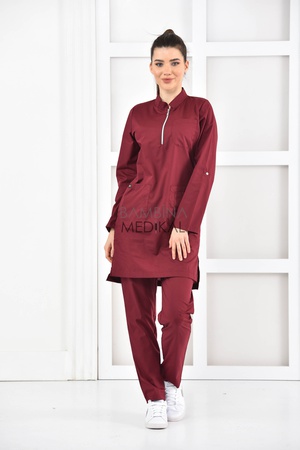 Müslüman tıbbi kadın takım elbise