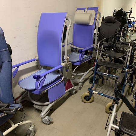 Вспомогательные товары для людей с ограниченными возможностями