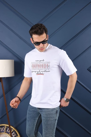 Yarım boy erkek tişörtü