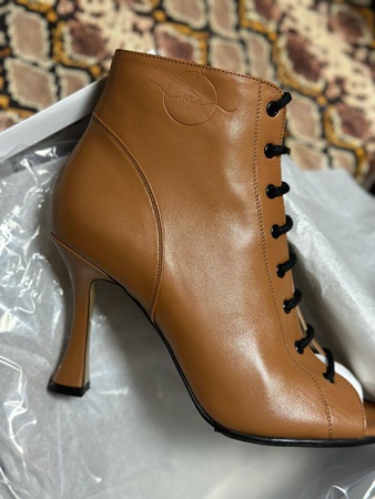 Спортивные танцевальные туфли по предзаказу