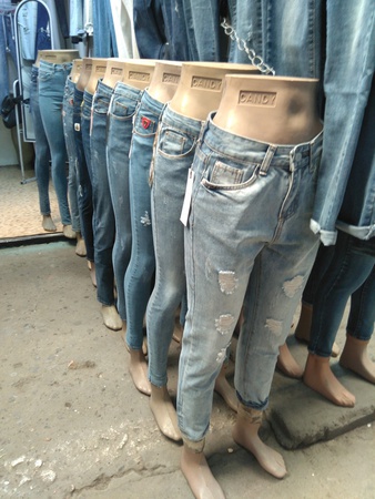 женские джинсы