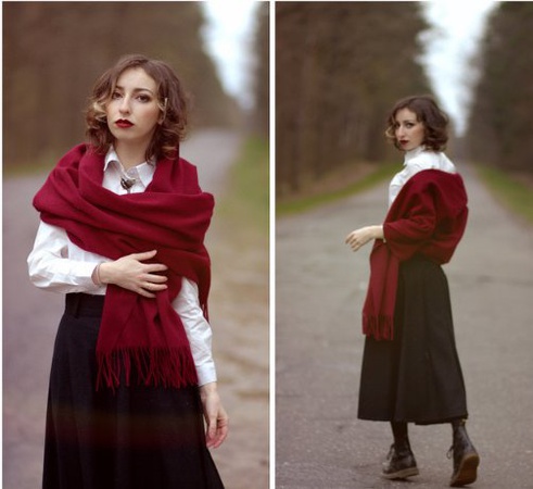 Kadın yün atkı çaldı