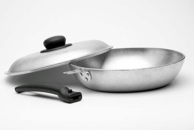 Сковорода «Сударыня» 24 см съемная ручка крышка