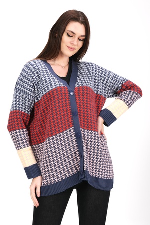 Красочный вязаный кардиган с узором "лом"
