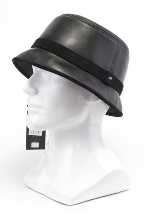 Панама из кожи 280101