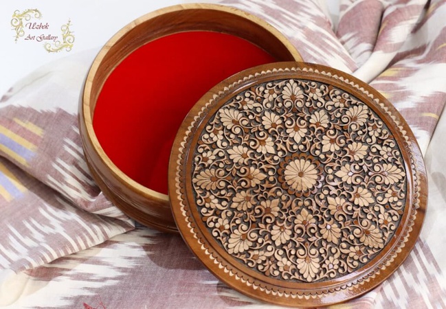 Шкатулка круглая