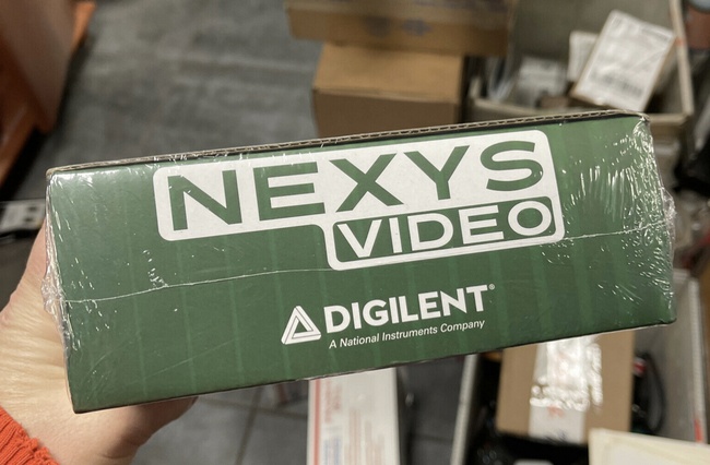 Учебная плата Diligent Nexys Video Artix 7 для мультимедийных приложений.