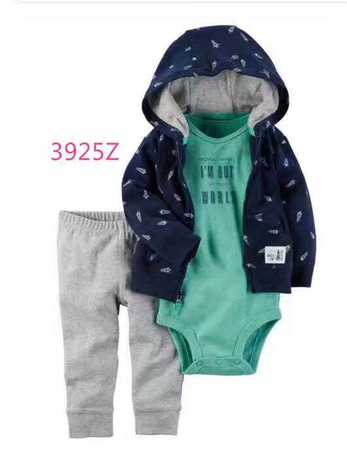 Üç parçalı set, rüzgarlık artı pantolon ve bodysuit