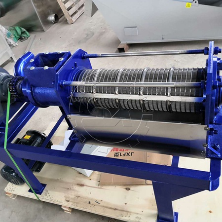 Винтовой экструзионный сепаратор твердой и жидкой фаз