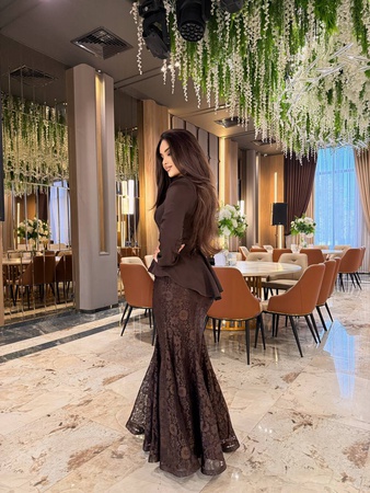 ДВОЙКА НАРЯДНАЯ