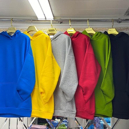 Удлинённая толстовка