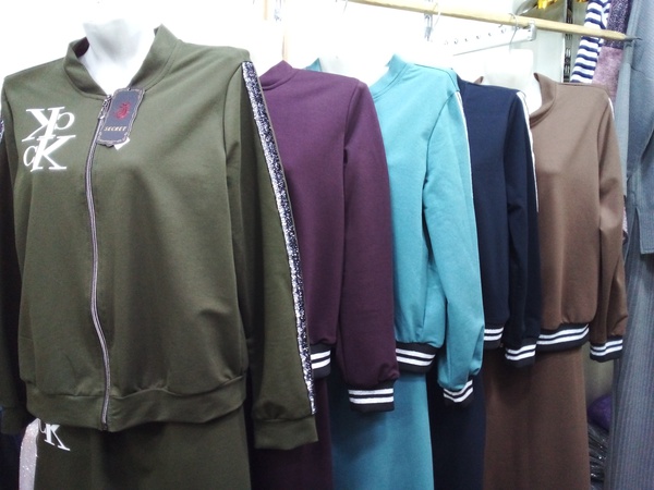 Женская спортивка с юбкой