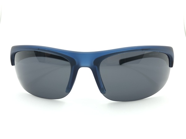 Солнцезащитные очки и многое другое также доступны в нашей оптической продукции.