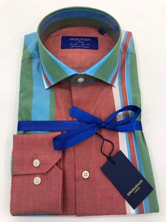 Erkeklerin gömlekleri