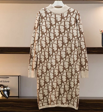 Трикотажные платья