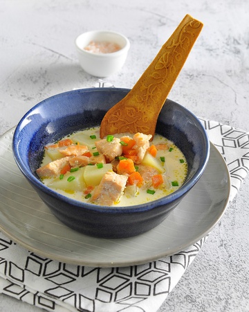 Эко - набор со съедобными ложками с морской солью и травами в групповой экологической упаковке