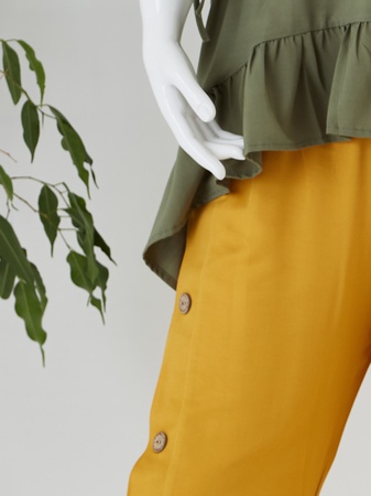 Kemerli Bluz / Düğmeli Pantolon