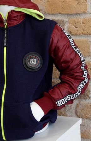 ÜÇ İP KAPŞONLU MONT