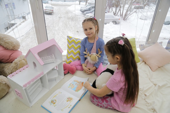 Dollhouse "Mini" with a balcony