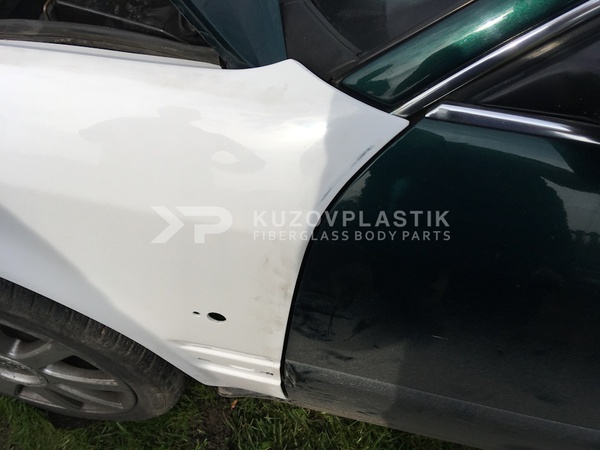 ​Крыло ауди а6 с4 стеклопластик.