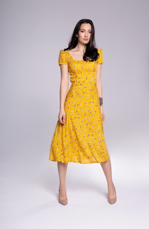 Trapez etekli elbise