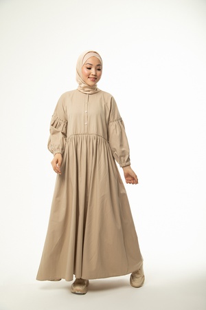 Balon kollu ve pilili elbise (10)