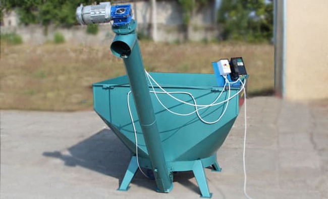 Шнек точной загрузки 1,3 кубометра