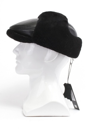 Кепка из кожи с бобром 030185