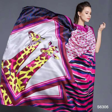 İpek eşarp boyutu 140 * 140