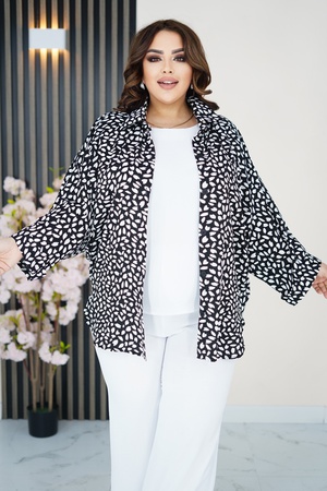 Костюм-тройка