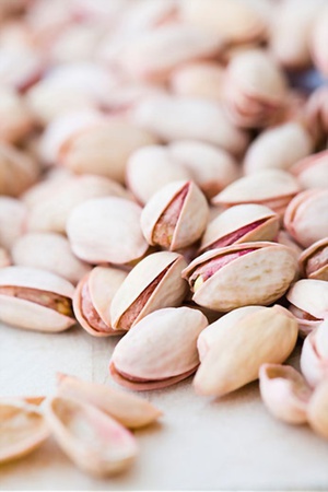 Pistachios, type: /jumbo (kale ghoochi)