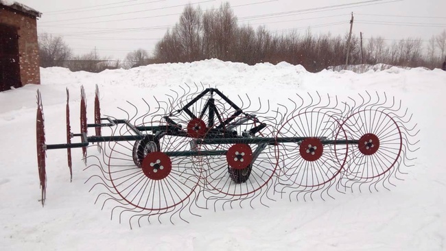 Грабли ворошилки валковые ГВВ - 6.1 (со средним колесом)