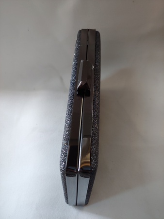 Metal Kasalı Abiye El Çantası- Platin Rengi Simli