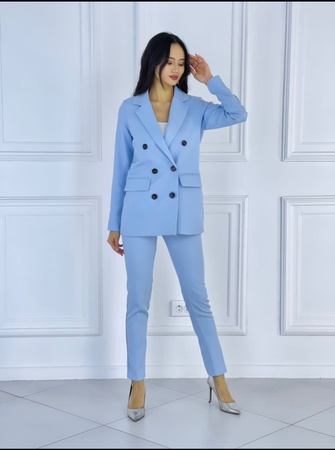 Костюмы классические двойки