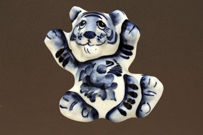 Сувенир символ года 2022 - Тигр магнит