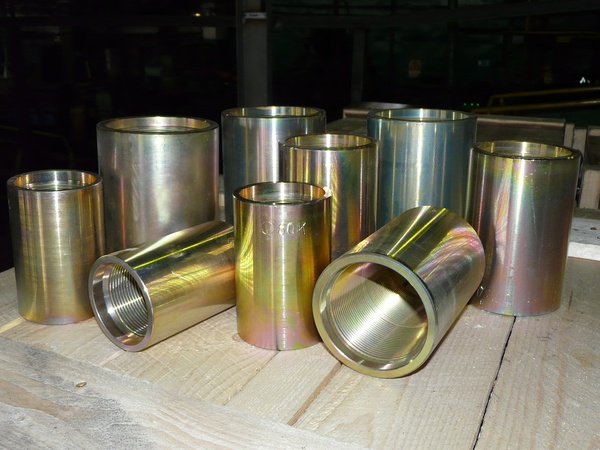 Металлические изделия: муфты к нкт, втулки, трубы, ограждающие конструкции, замки к насосно-компрессорным трубам