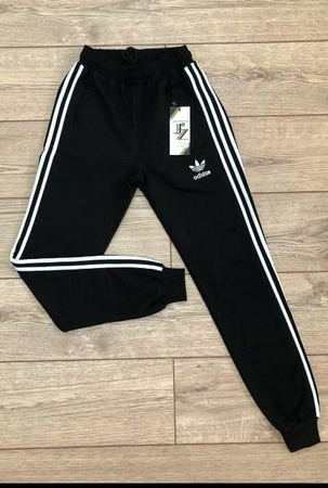 Спортивные брюки