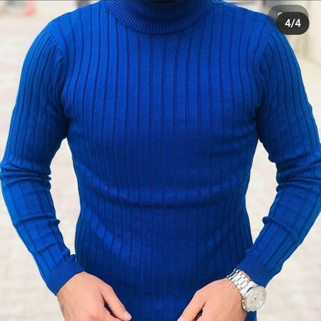 Свитер с длинными рукавами