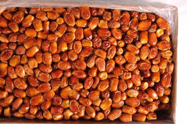 Sea Food (Frozen Farmed Shrimp - Chilled & Frozen Trout) - Tuna Fish In Glass Jar - Raisin - Dates - Fresh Fruits - Pistachio - Saffron - etc.)