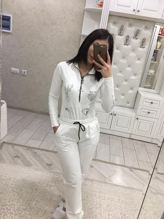 Двойка из боди и брюк 🤩