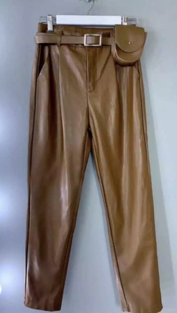 Стильные брюки из эко кожи
