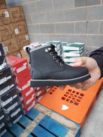 Обувь сток аутлет из Англии оптом женская мужская детская брендовая оригинальная