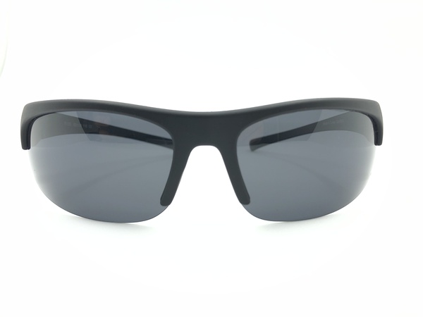 Солнцезащитные очки и многое другое также доступны в нашей оптической продукции.