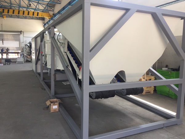 Containerized mobile concrete plant SUMAB K40