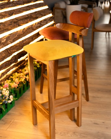 Барный стул