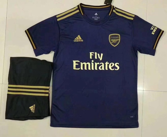 Футбольные формы для взрослых