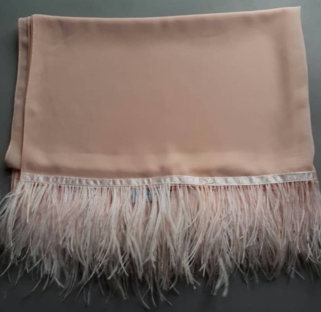 шарфы со страусиными перьями